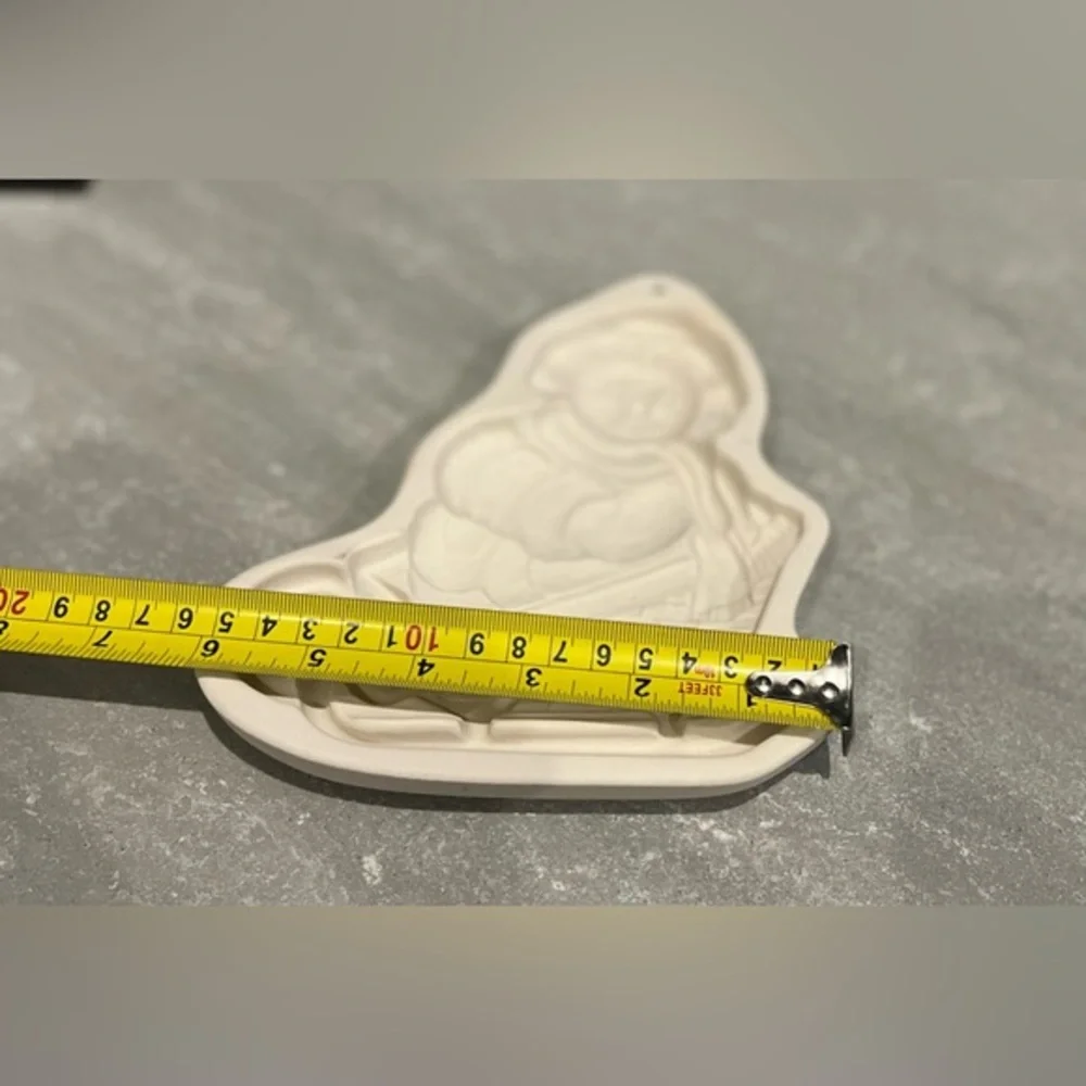 LONGABERGER POTTERY Cookie Mold 1998 Snow Friends Series Sleigh Belle 7” x 6.25”